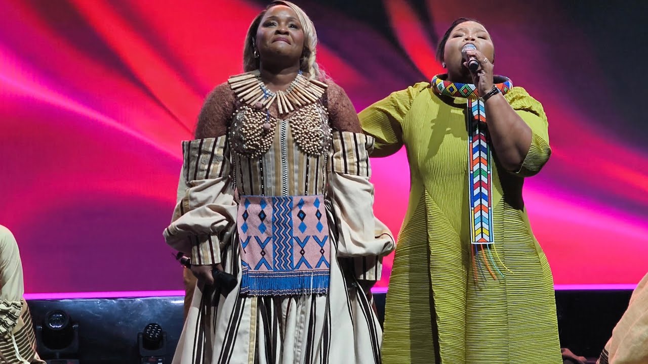 Let Us Worship TV - Xolly Mncwango & Mam'Kwatsha - Hosanna | The Unusual Encounter | Cape Town